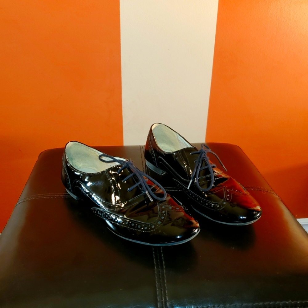 Clarks Black Patent Leather ladies Brogues